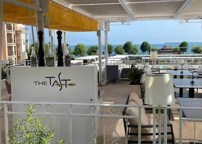 Premier Beach-luxury Studio-first Line Sveti Vlas